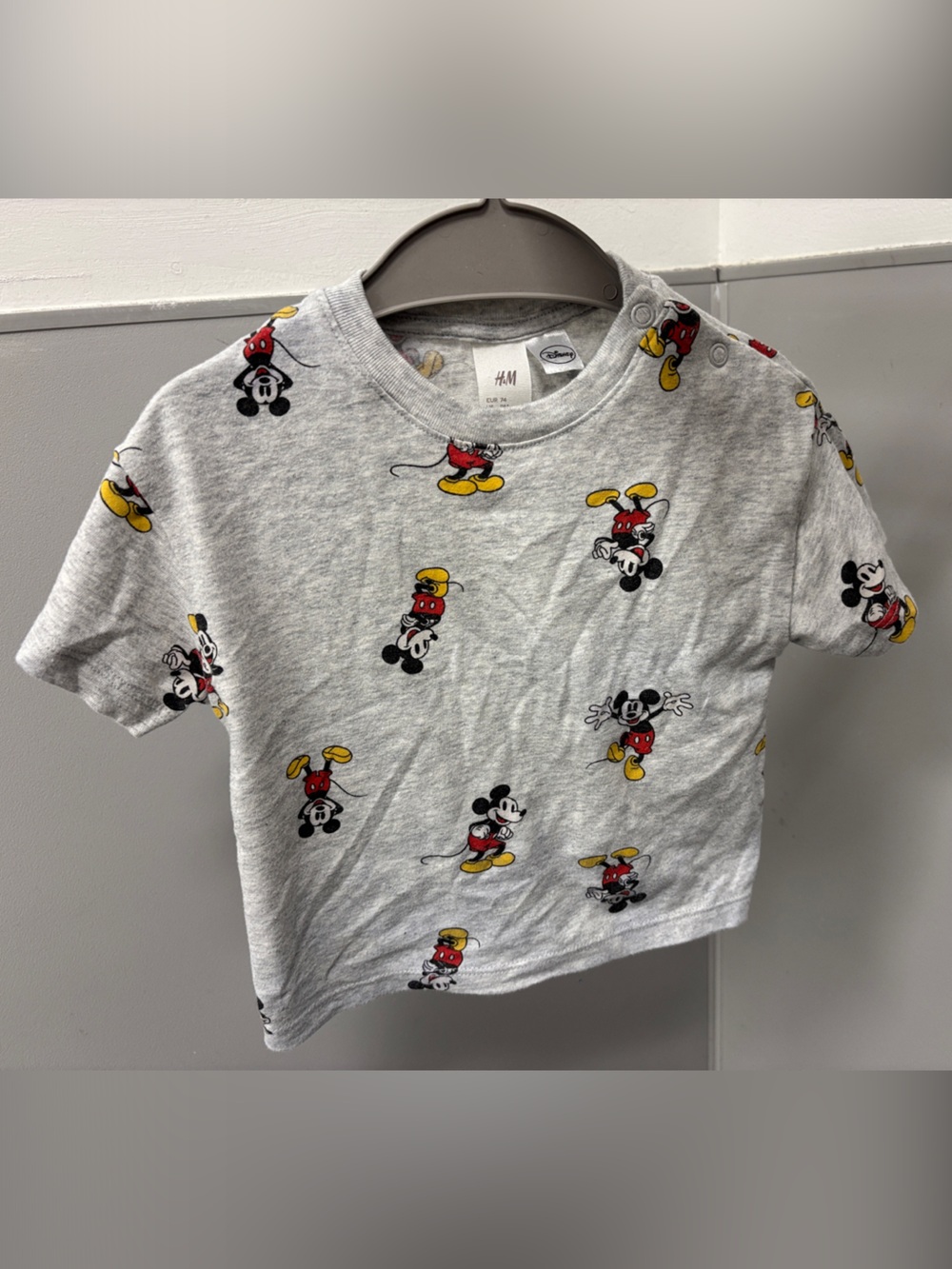 H&M Light Gray Mickey Mouse All-Over Print Tee with Red & Yellow Accents
